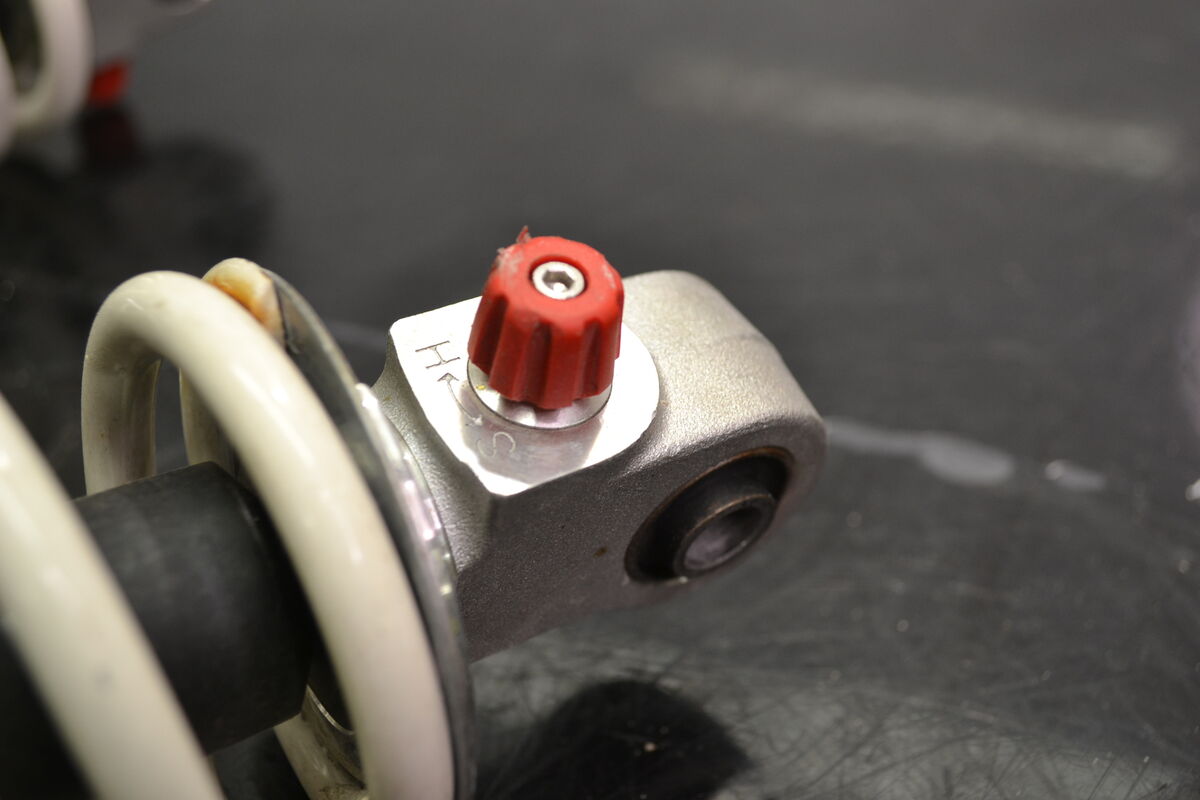 Etuiskunvaimentimet Rave SC, 505072908