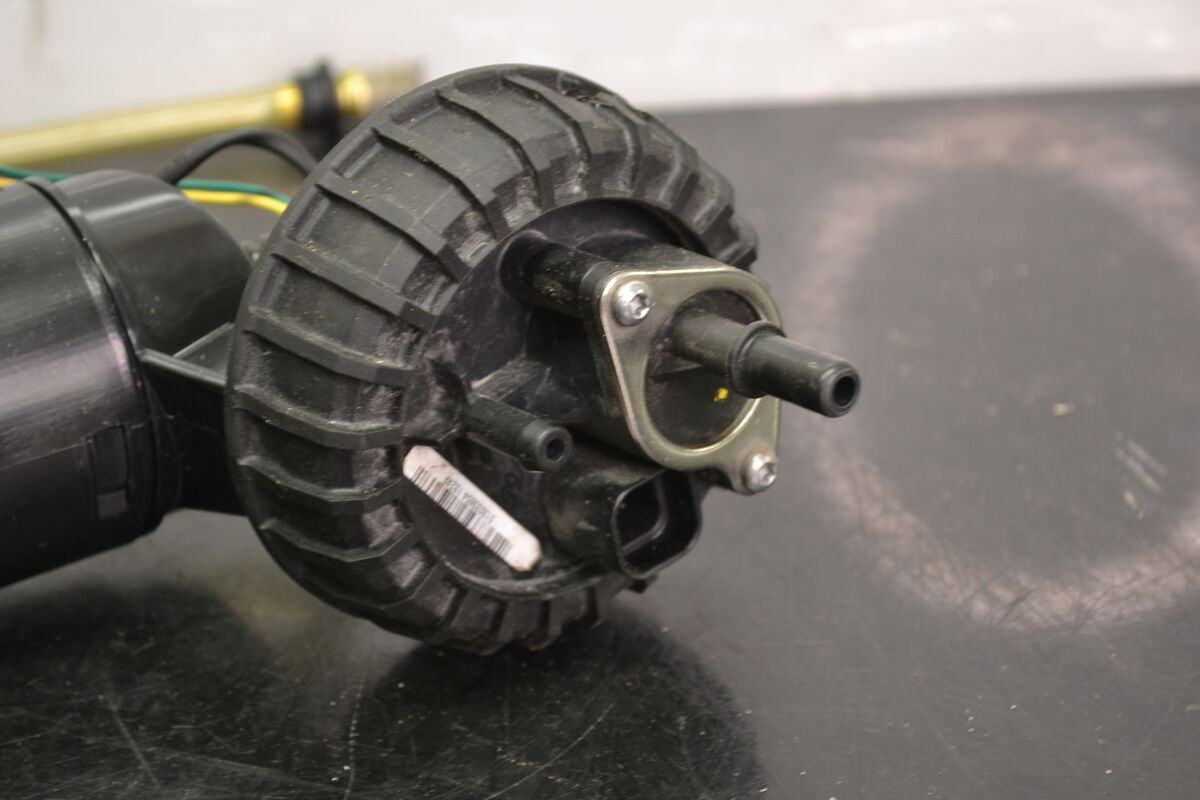 Polttoainepumppu 900 ACE kelkat, 513034260