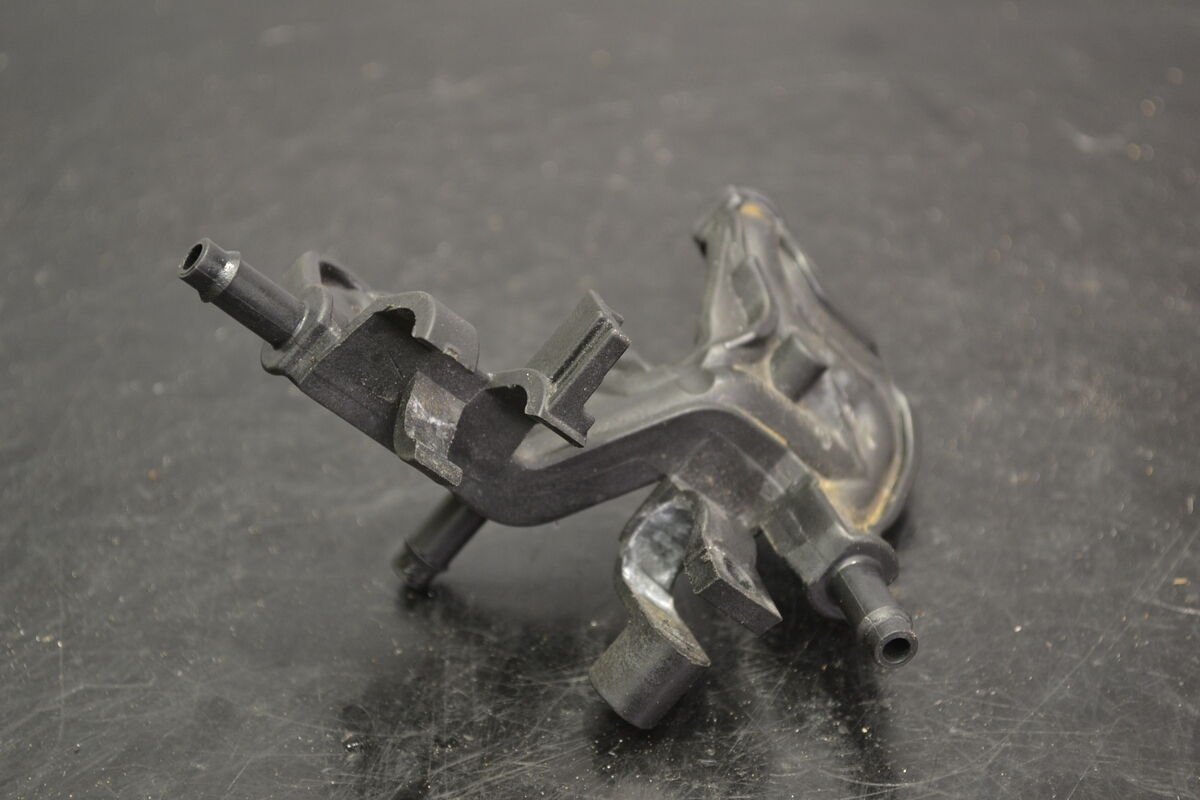 Coolant distribution block, 509000803