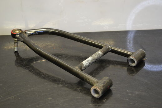 Ylätukivarsi vasen Polaris, 2204665-067