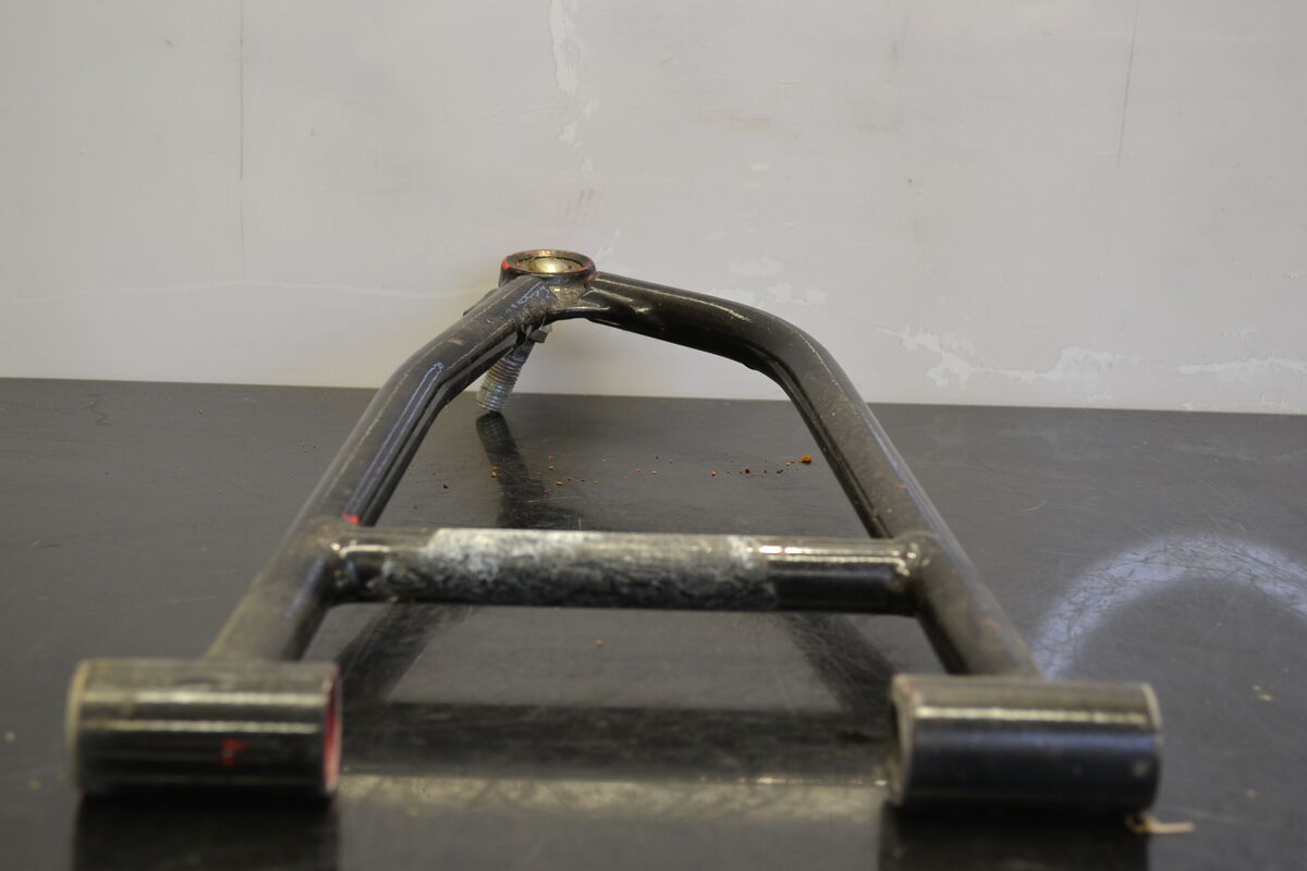 Ylätukivarsi vasen Polaris, 2204665-067