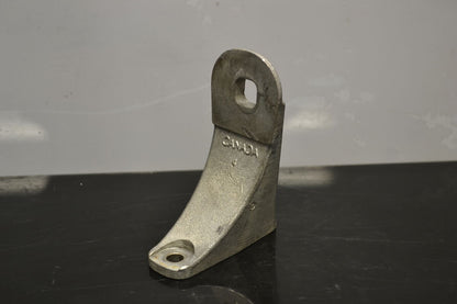 Moottorin kannake 600, 800 Etec 512060559