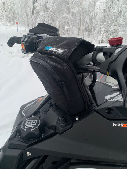 Lämmitettävä ohjaustankolaukku Ski-Doo, Lynx