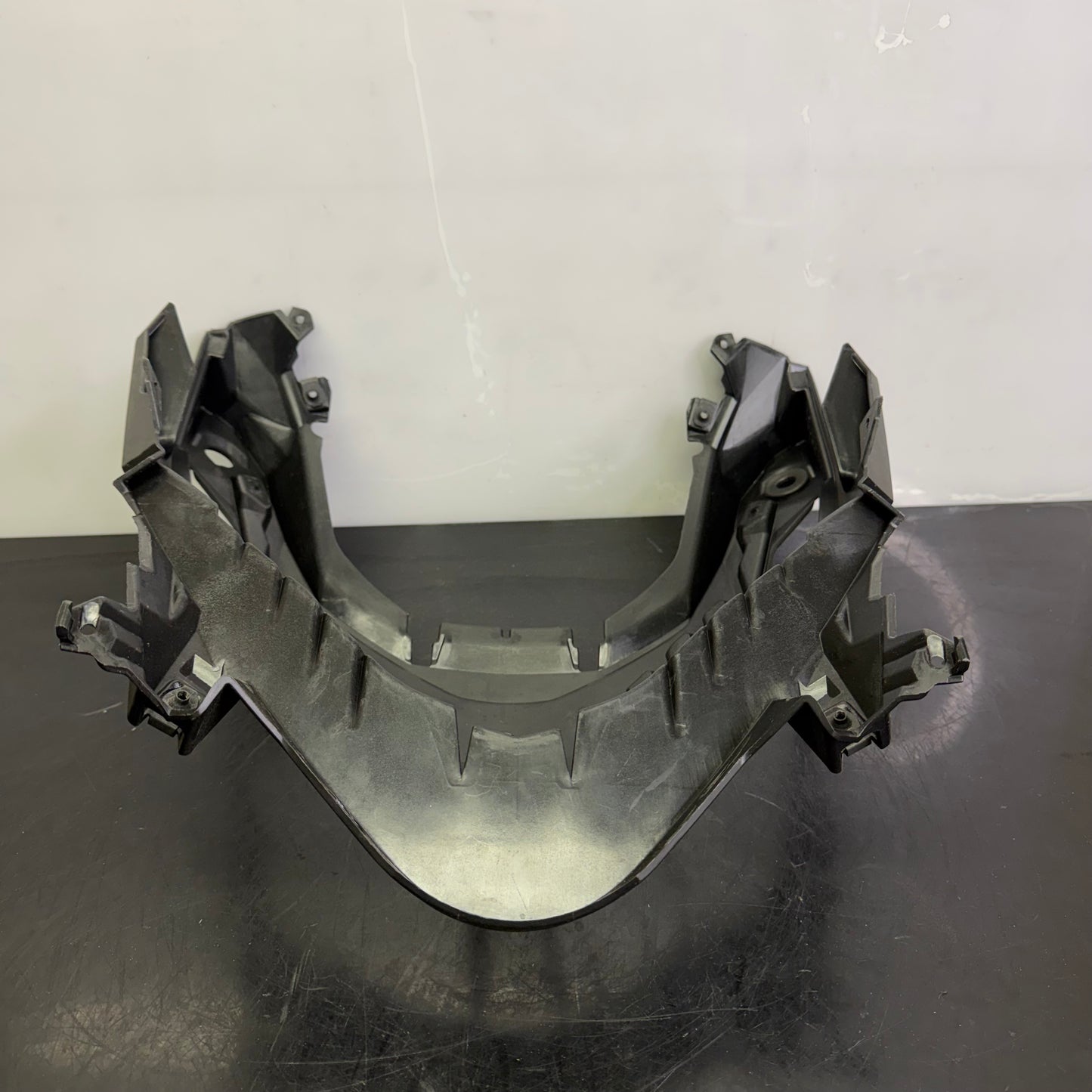 Ajovalon kehys Lynx Radien musta OEM 517306824