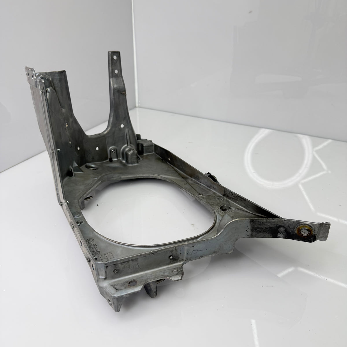 RH-member Ski-Doo Gen4- ja Lynx Radien -malleihin, OEM 518332687