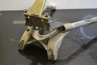 A-Tuki taakse, Polaris Indy, 1018183 - Northern Sledparts Oy