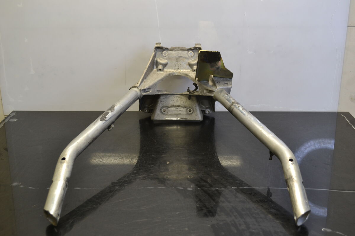 A-Tuki taakse, Polaris Indy, 1018183 - Northern Sledparts Oy