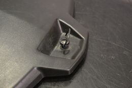 Akkukotelon kansi Lynx, 513033705 - Northern Sledparts Oy