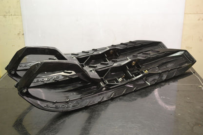 Blade DS sukset Musta, 860201244 - Northern Sledparts Oy