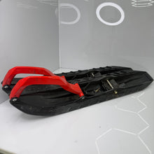 Blade DS+ sukset Musta/Punainen, 860202011 - Northern Sledparts Oy