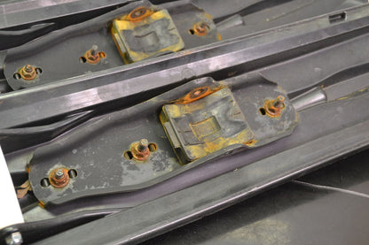 Blade sukset Musta/Valkoinen - Northern Sledparts Oy