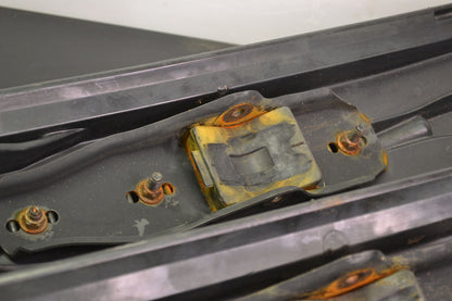 Blade sukset Musta/Valkoinen - Northern Sledparts Oy