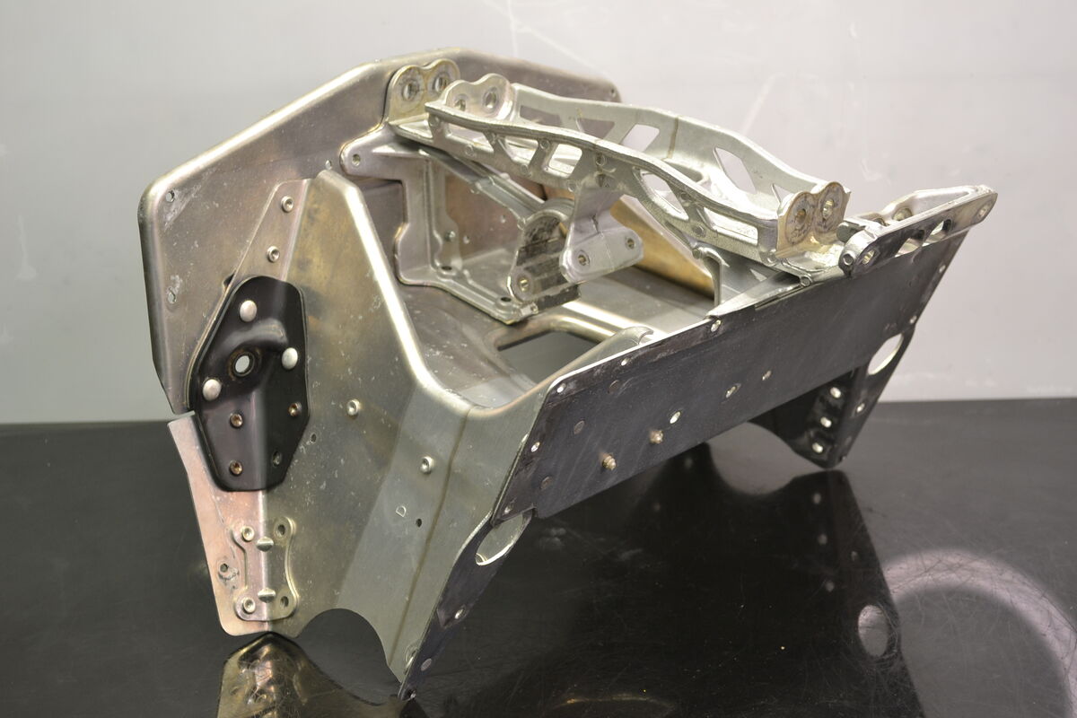 Cross member, S-moduuli 518327487 - Northern Sledparts Oy