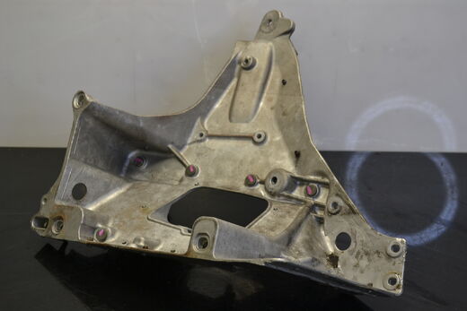Eturunko Polaris Indy Sp oikea, 1018520 - Northern Sledparts Oy