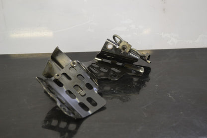 Hihnasuojan kiinnike 417300448 - Northern Sledparts Oy