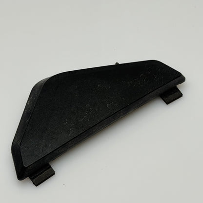 Huoltoluukku, musta – Ski-Doo Gen4, OEM 502007676 - Northern Sledparts Oy