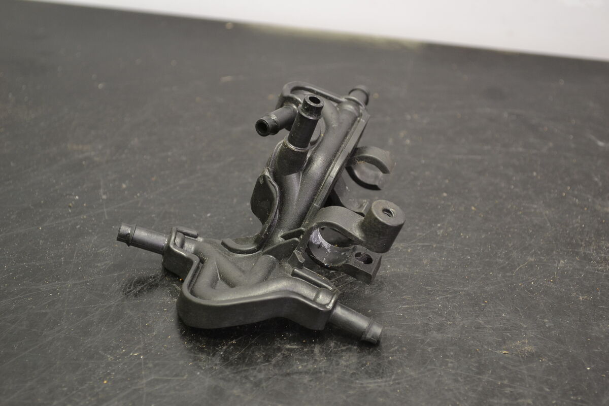 Jäähdytinesteen jako blockki, 509000803 - Northern Sledparts Oy