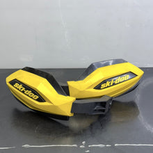 Käsisuojat Ski-Doo Keltainen 860200710 - Northern Sledparts Oy