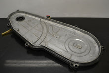 Ketjukotelon kansi Ski-Doo Musta, 504153151 - Northern Sledparts Oy