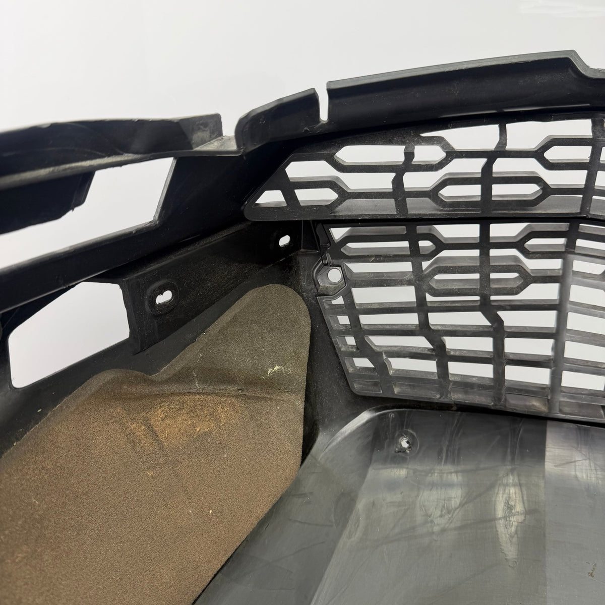 Keulamuovi musta Lynx Radien 18-23, Ski-Doo Gen4, 502007673 - Northern Sledparts Oy
