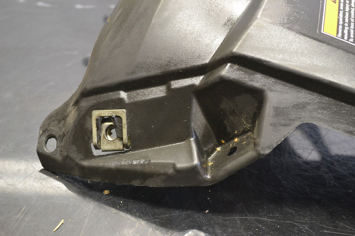 Konsolimuovi Musta, Polaris Indy, 2634828-070 - Northern Sledparts Oy