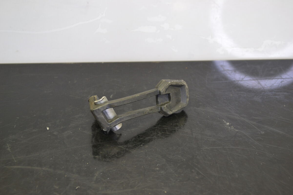 Kuomunlukko oikea, 517303612 - Northern Sledparts Oy