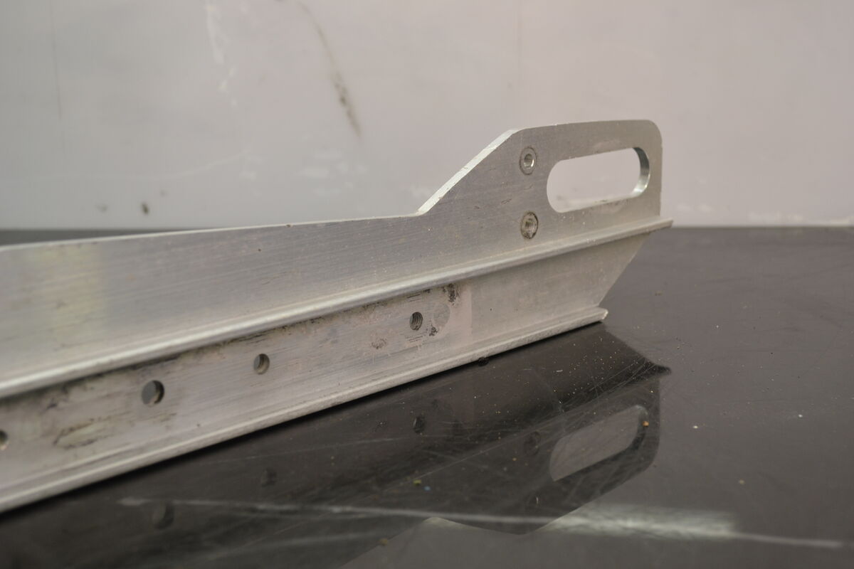Liukurunko vasen PPS2, 503193756 - Northern Sledparts Oy