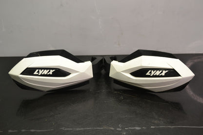 Lynx valkoiset käsisuojat - Northern Sledparts Oy