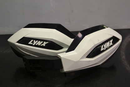 Lynx valkoiset käsisuojat - Northern Sledparts Oy
