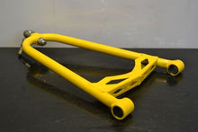 Oikea ylätukivarsi keltainen XRS 2010 - Northern Sledparts Oy