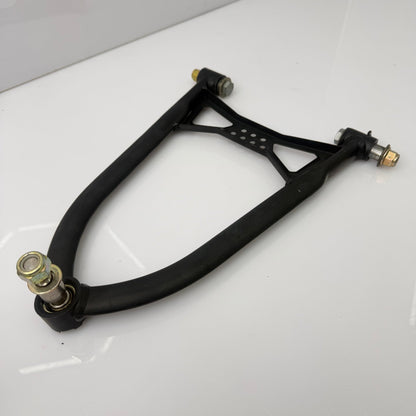 Oikea ylätukivarsi, musta Lynx Xtrim RE 800 ETEC 2016 OEM 505073589 - Northern Sledparts Oy