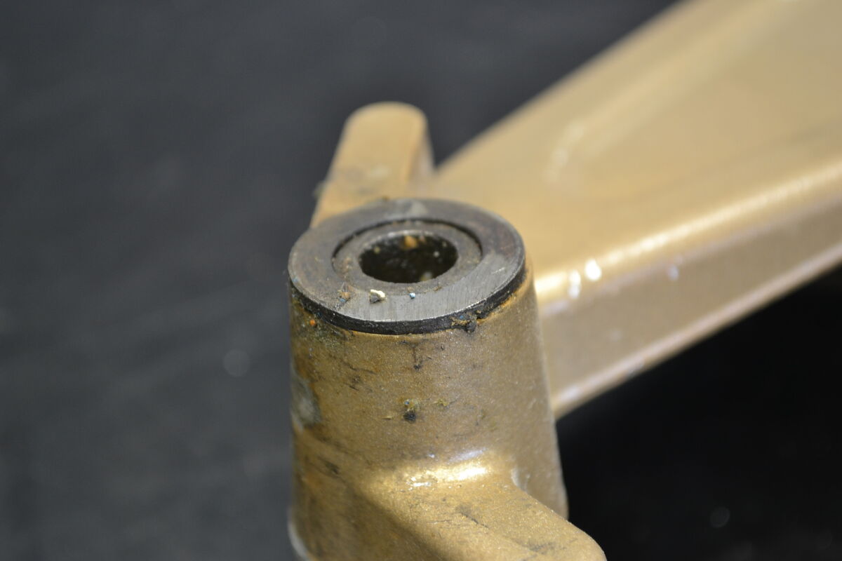 Olkatappi oikea Gold, 505073136 - Northern Sledparts Oy