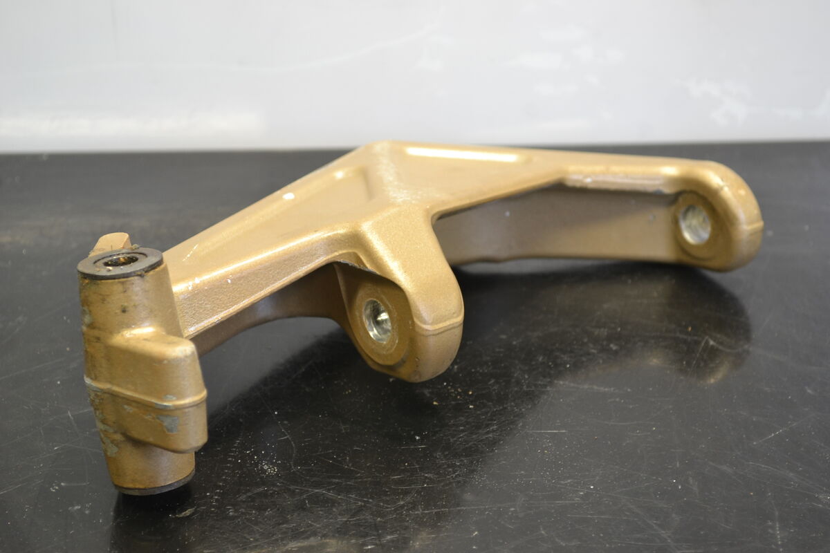 Olkatappi oikea Gold, 505073136 - Northern Sledparts Oy