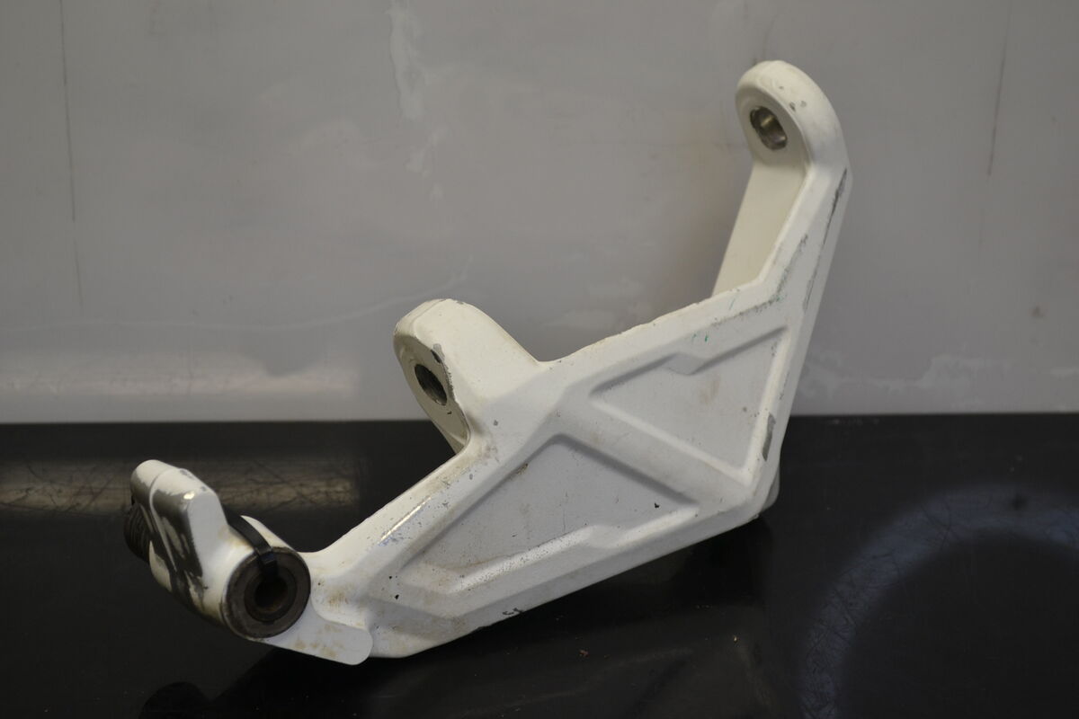 Olkatappi valkoinen Freeride, 505073357 - Northern Sledparts Oy