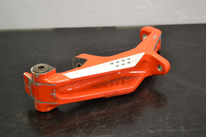 Olkatappi vasen Fusion Red, 505073471 - Northern Sledparts Oy