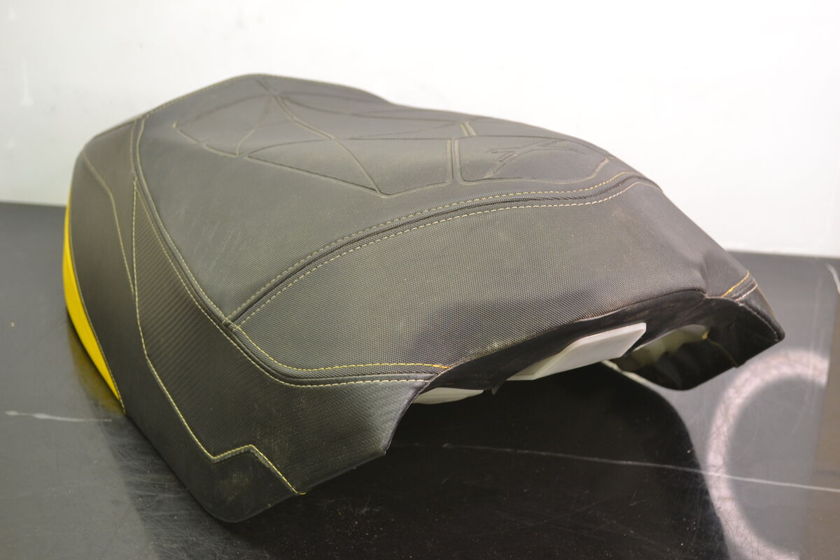 Penkki Ski-Doo MXZ X 2013 Musta/Keltainen - Northern Sledparts Oy