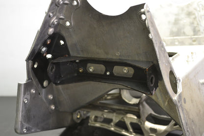 RS Cross member, S-moduuli 518327766 - Northern Sledparts Oy