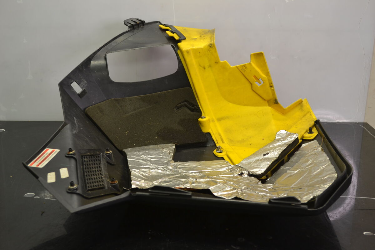 Sivuposki oikea Ski-Doo XRS 2012, 517304029 - Northern Sledparts Oy