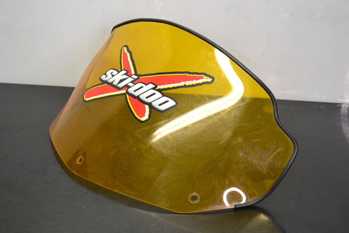 Ski-Doo Rev tuulilasi Keltainen, 517303045 - Northern Sledparts Oy