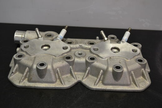 Sylinterin kansi 600 Etec, 420623299 - Northern Sledparts Oy
