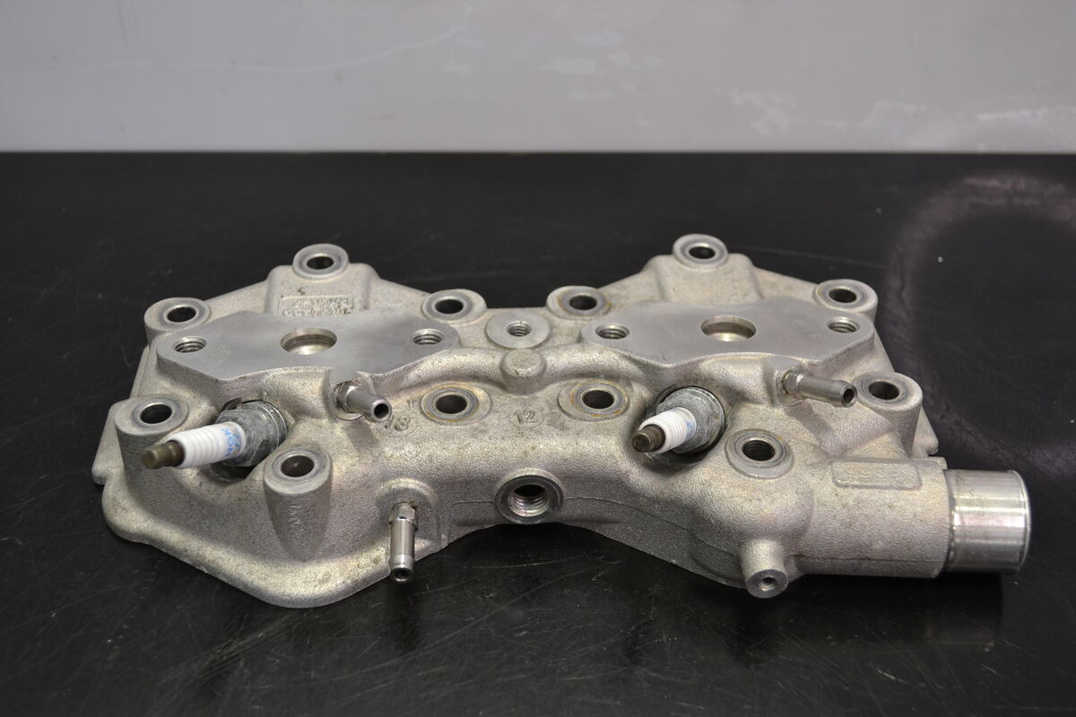 Sylinterin kansi 600 Etec, 420623299 - Northern Sledparts Oy