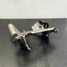 Sytytyspuolan ja RAVE-venttiilin servon kannatin Rotax 600 RS Lynx 512061276 - Northern Sledparts Oy