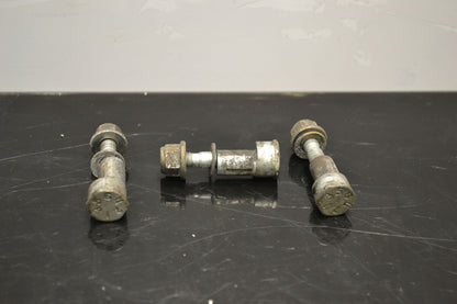 TRA Klikkerin pultti 417005500 - Northern Sledparts Oy
