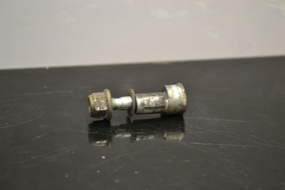 TRA Klikkerin pultti 417005500 - Northern Sledparts Oy
