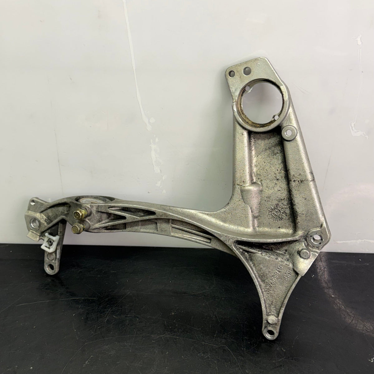 Variaattorin torni Lynx RS 600 Etec 2021 OEM 518330166 - Northern Sledparts Oy