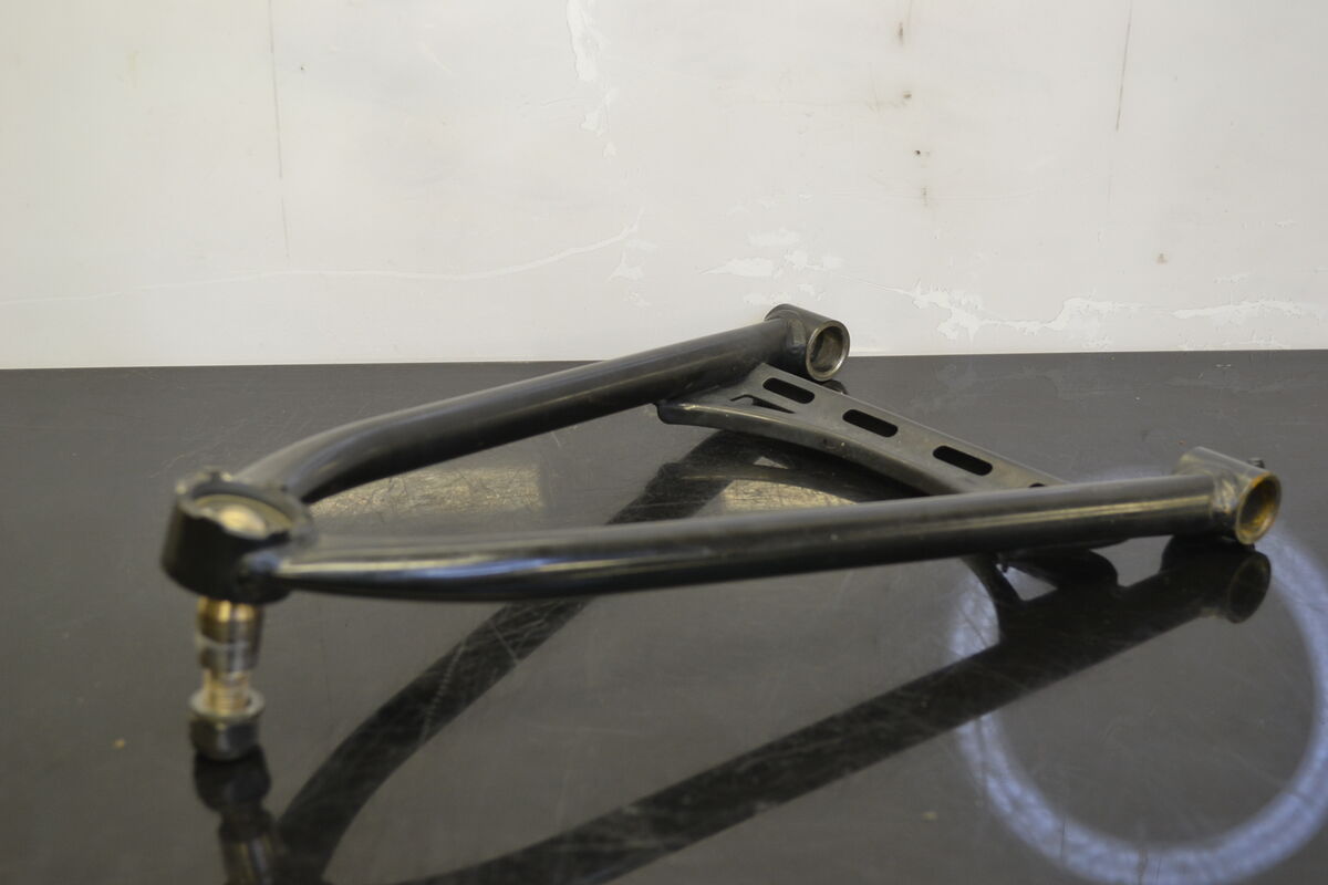 Vasen ylätukivarsi BRP 39" 505073468 - Northern Sledparts Oy