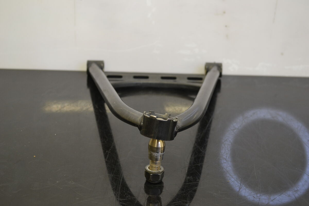 Vasen ylätukivarsi BRP 39" 505073468 - Northern Sledparts Oy