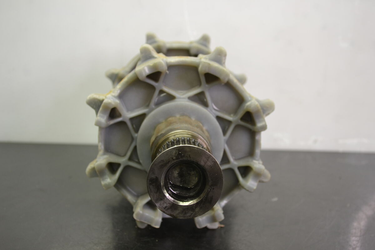Vetoakseli RS 2,86 8T, 504153084 - Northern Sledparts Oy